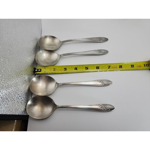 Vtg Lot 4 Oneida Queen Bess II 7in Round Bowl Soup Gumbo Spoons 1946 Silverplate - Picture 2 of 8